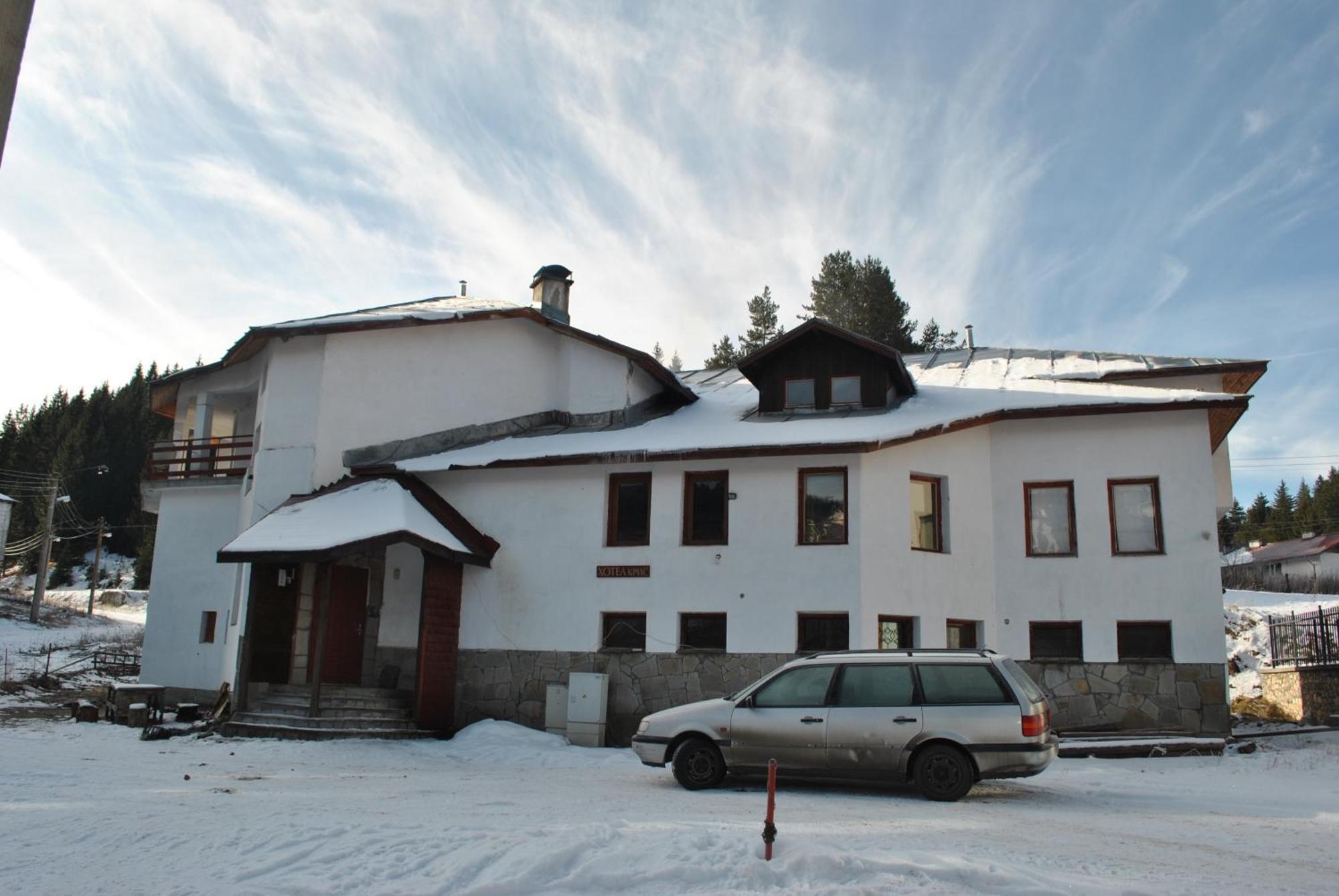 Kris Guesthouse Stoykite Exterior foto